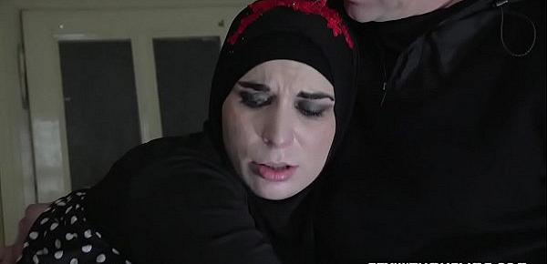  Pregnant muslim woman has sex with friend
